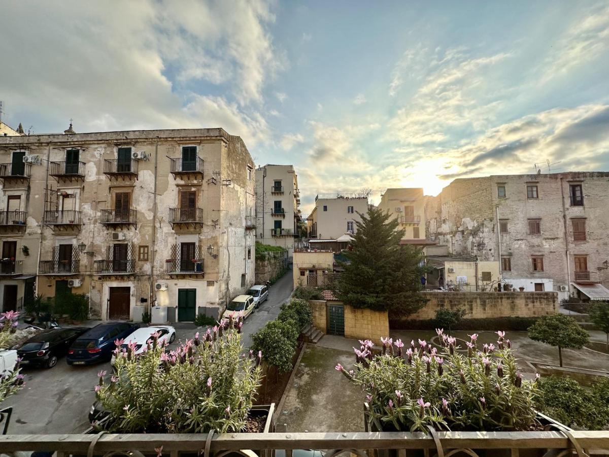 Casa Guilla_Alla Cattedrale Palermo Buitenkant foto